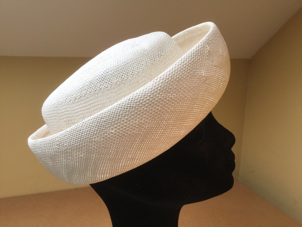 Cream Sineway Vintage